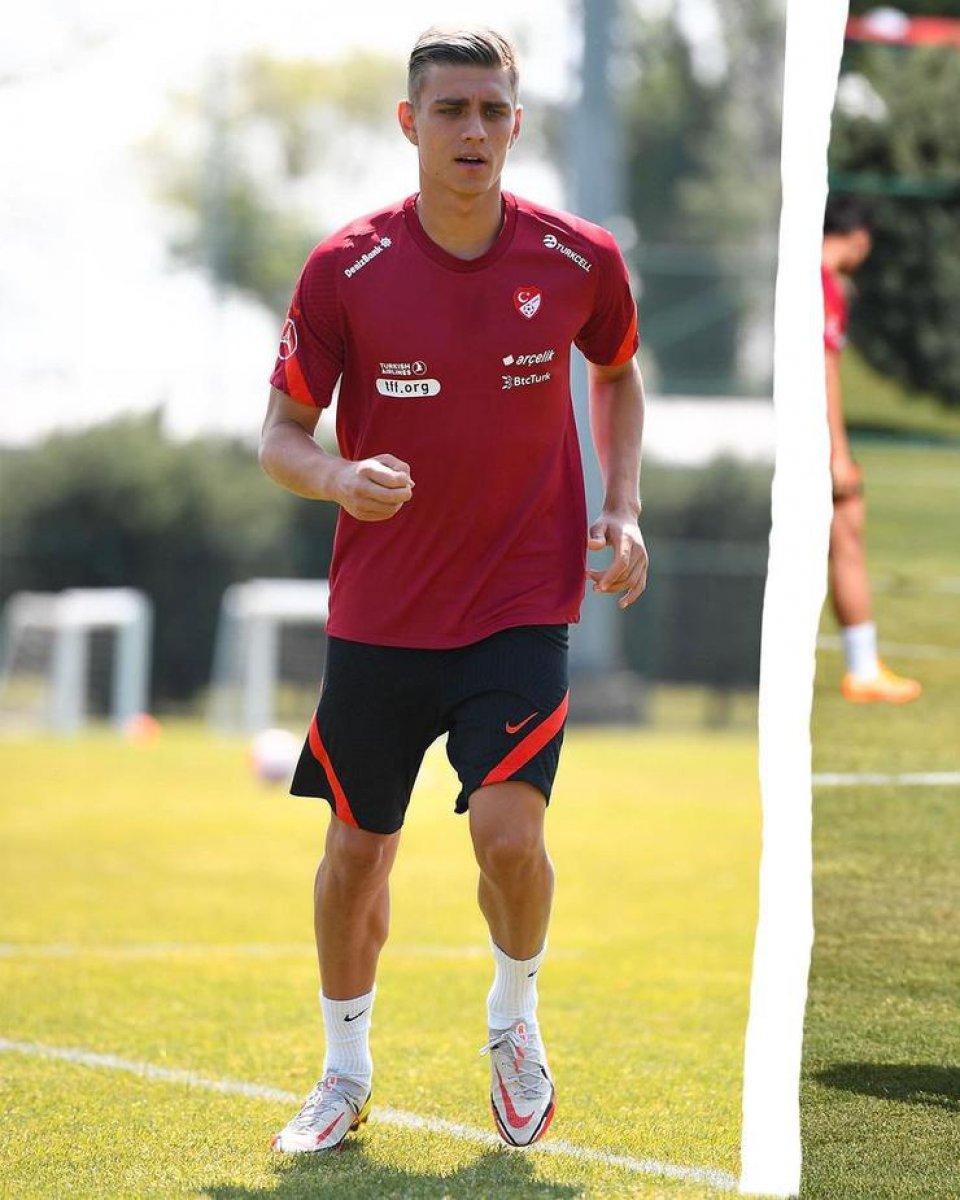 Kazımcan Karataş kimdir? Hangi takımlarda oynadı ve kaç yaşında?