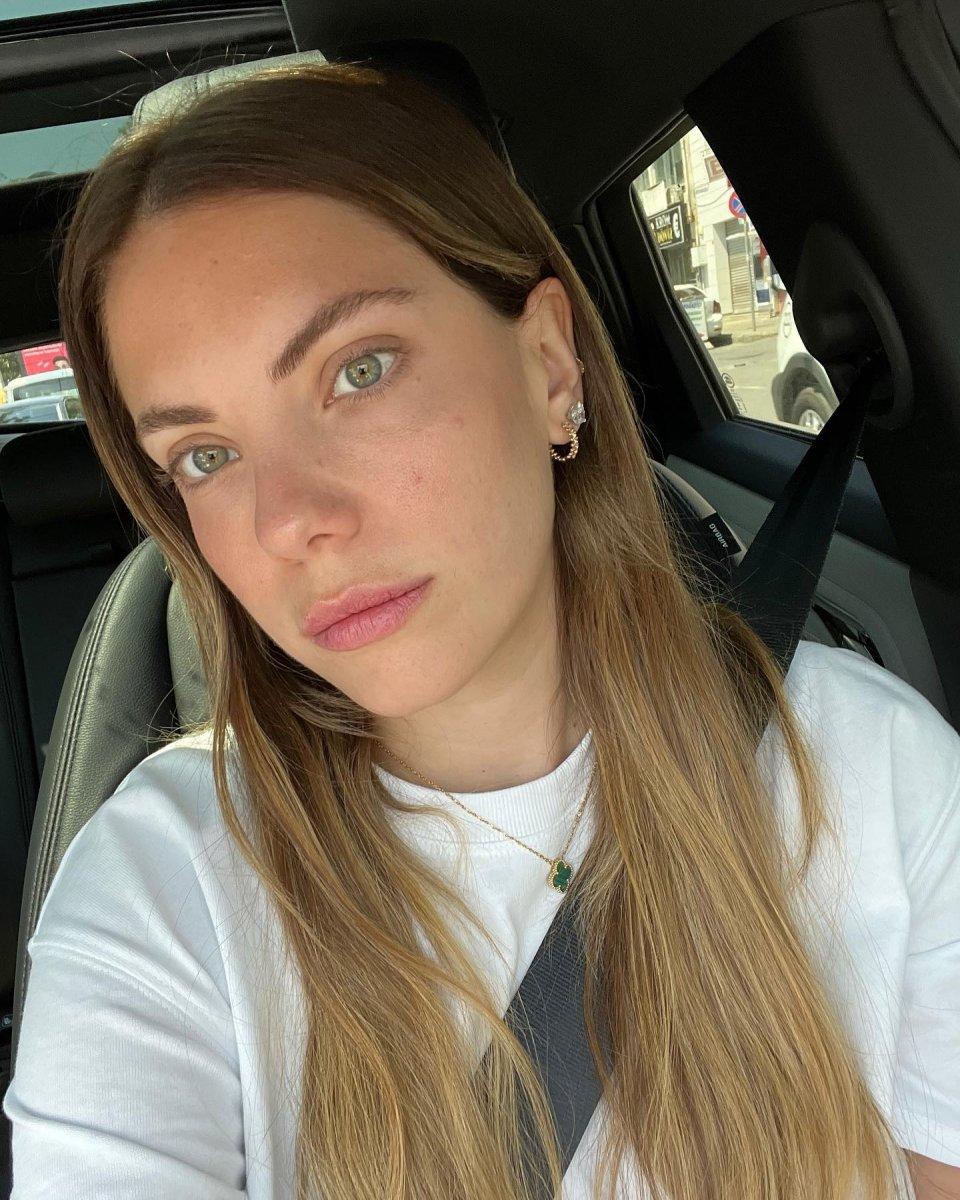 Eda Ece’den makyajsız paylaşım