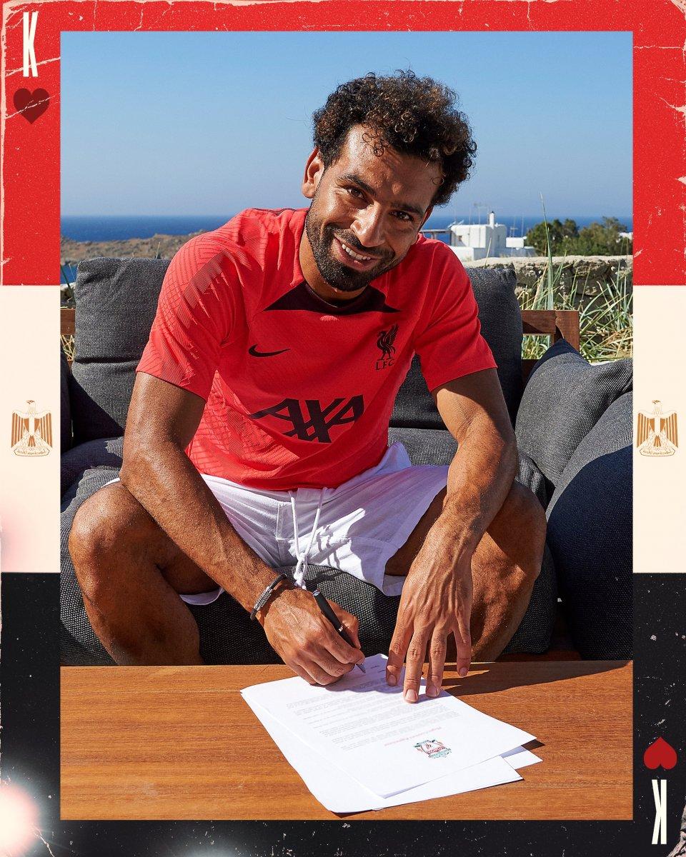 Mohamed Salah, Liverpool ile sözleşmesini uzattı