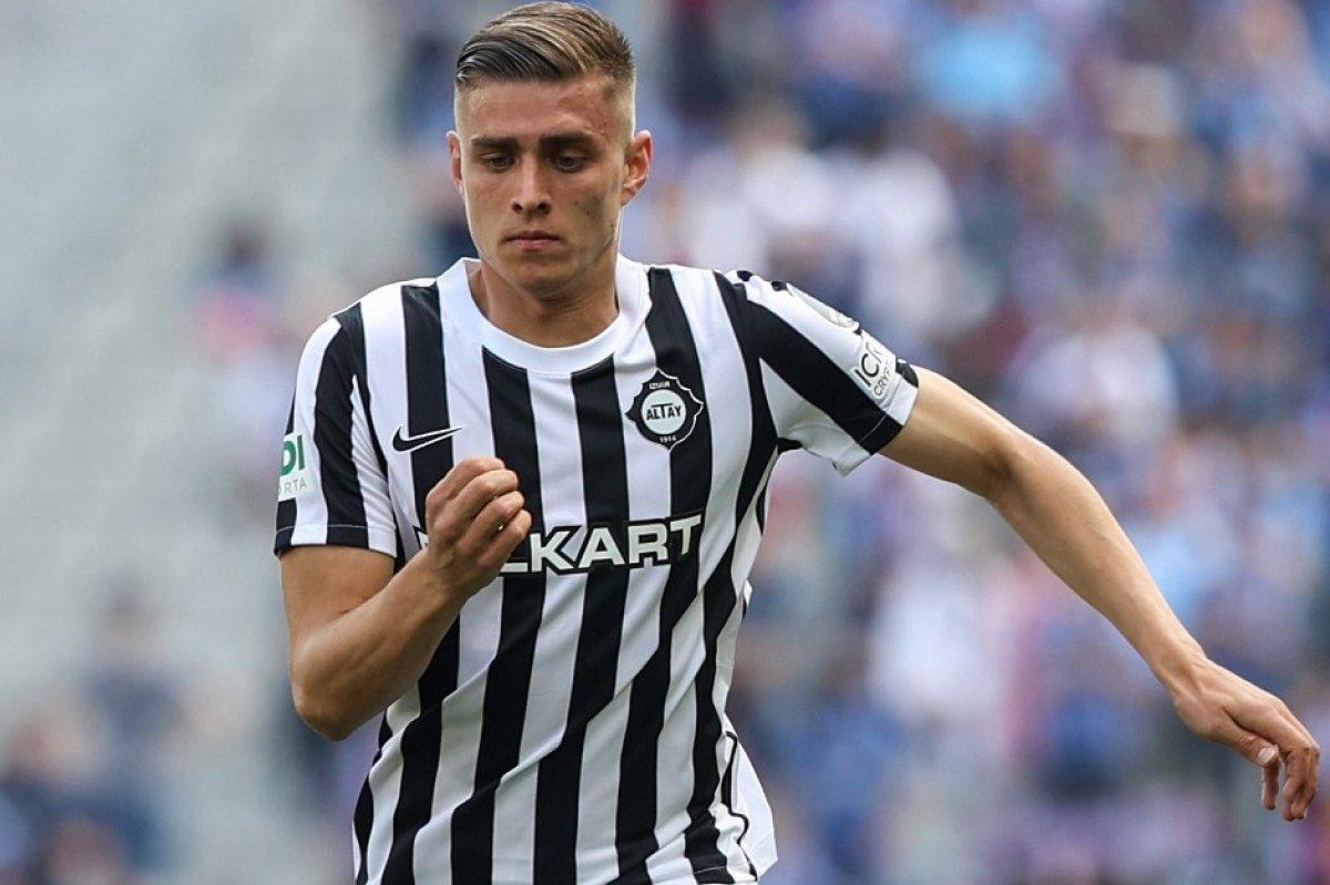 Kazımcan Karataş kimdir? Hangi takımlarda oynadı ve kaç yaşında?