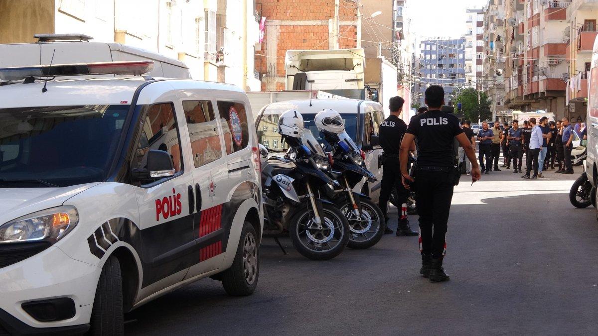 Diyarbakır'da akraba kavgası: 3 yaralı