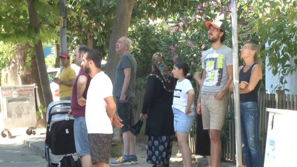 Kartal'da apartmanın çatısı çöktü: Daireleri ucuz diye kiraladık