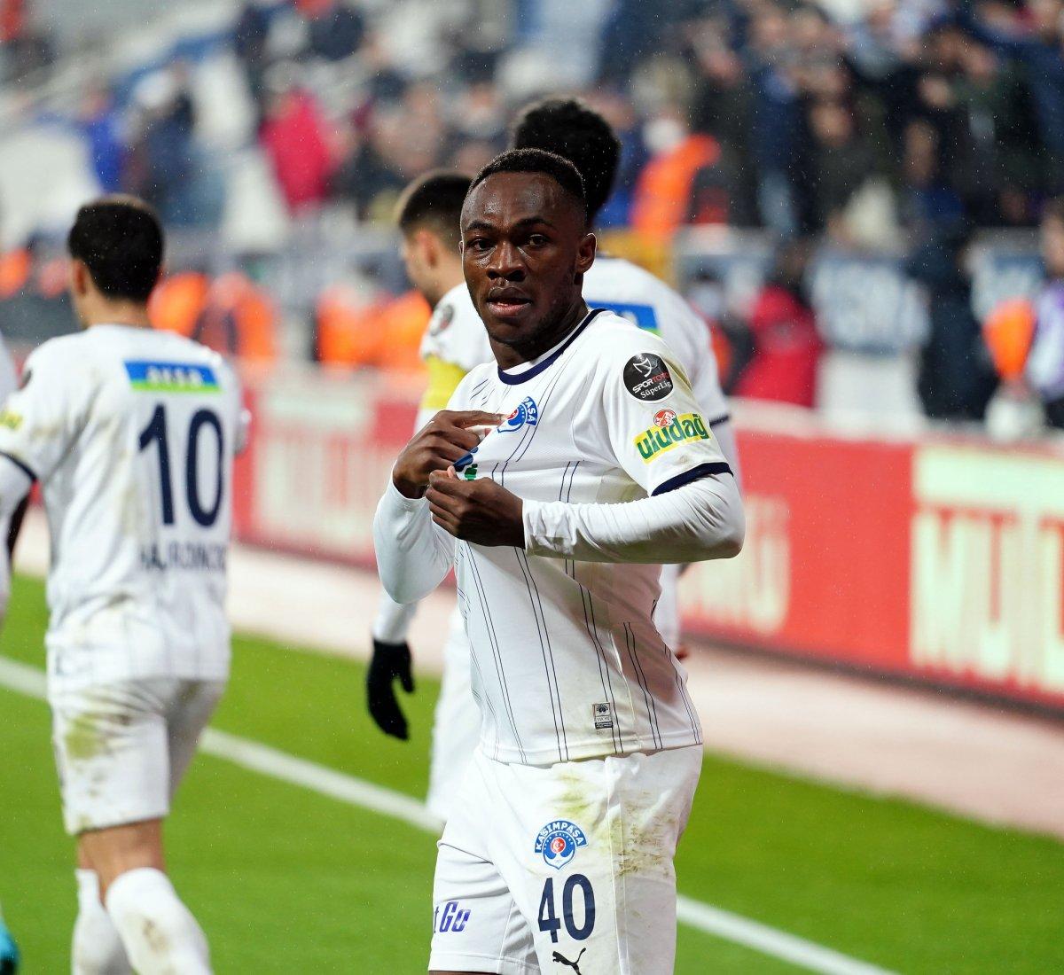 Muleka Burnley ile anlaşamadı Beşiktaş'ı istiyor