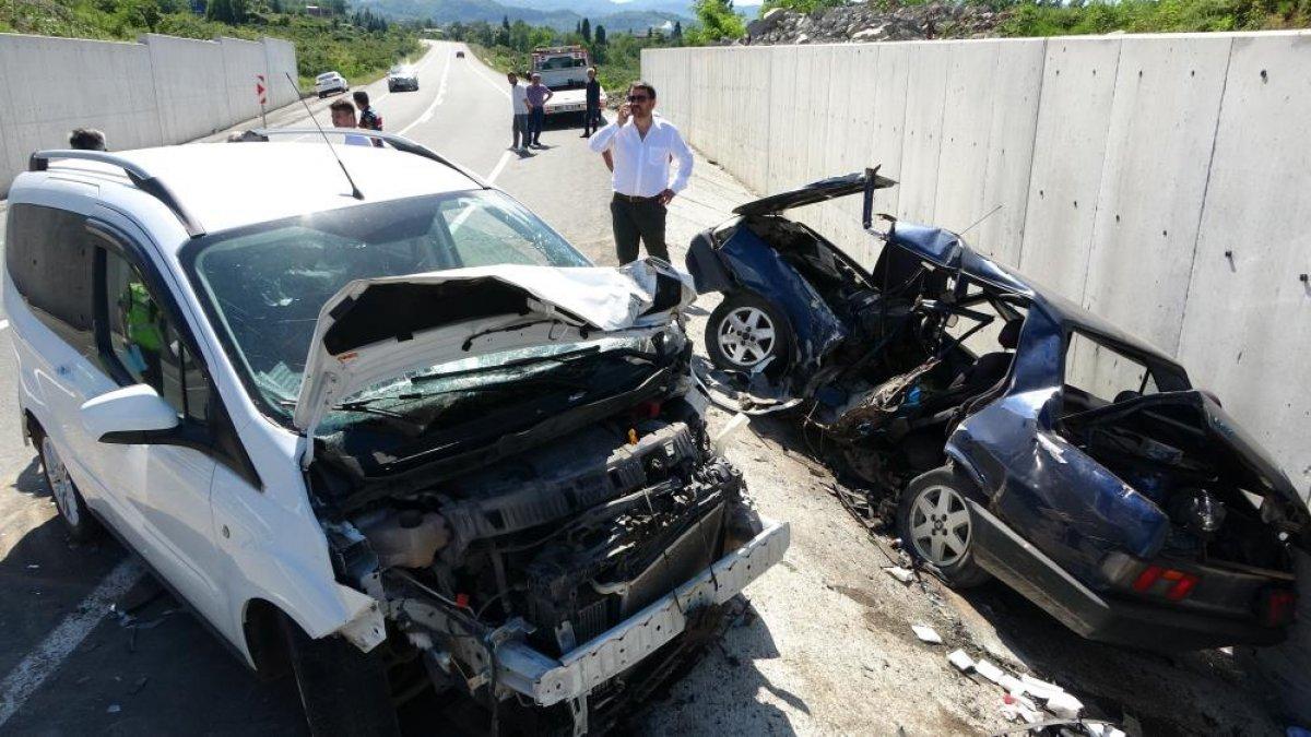 Ordu’da 3 araçlı zincirleme trafik kazası: 9 yaralı