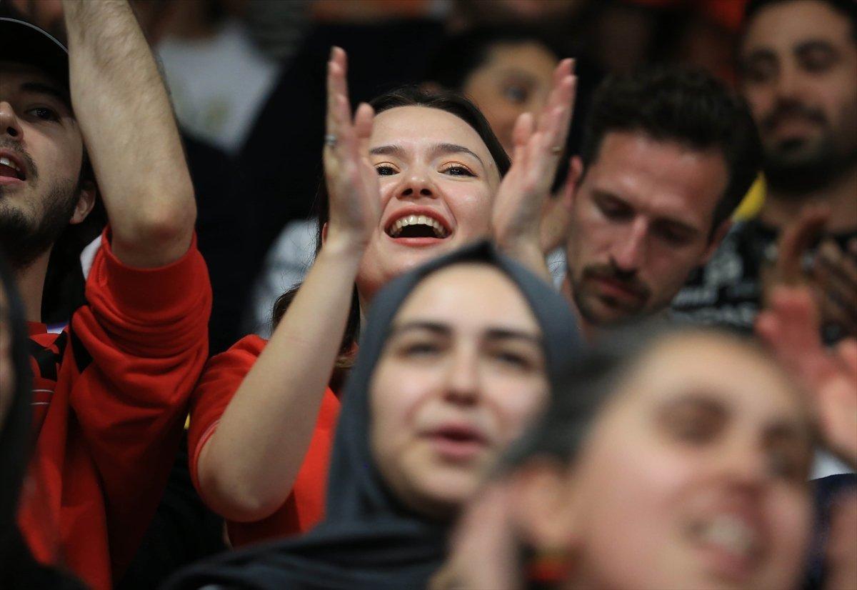 FIBA Dünya Kupası Avrupa Elemeleri'nde Türkiye, Büyük Britanya'yı evinde devirdi