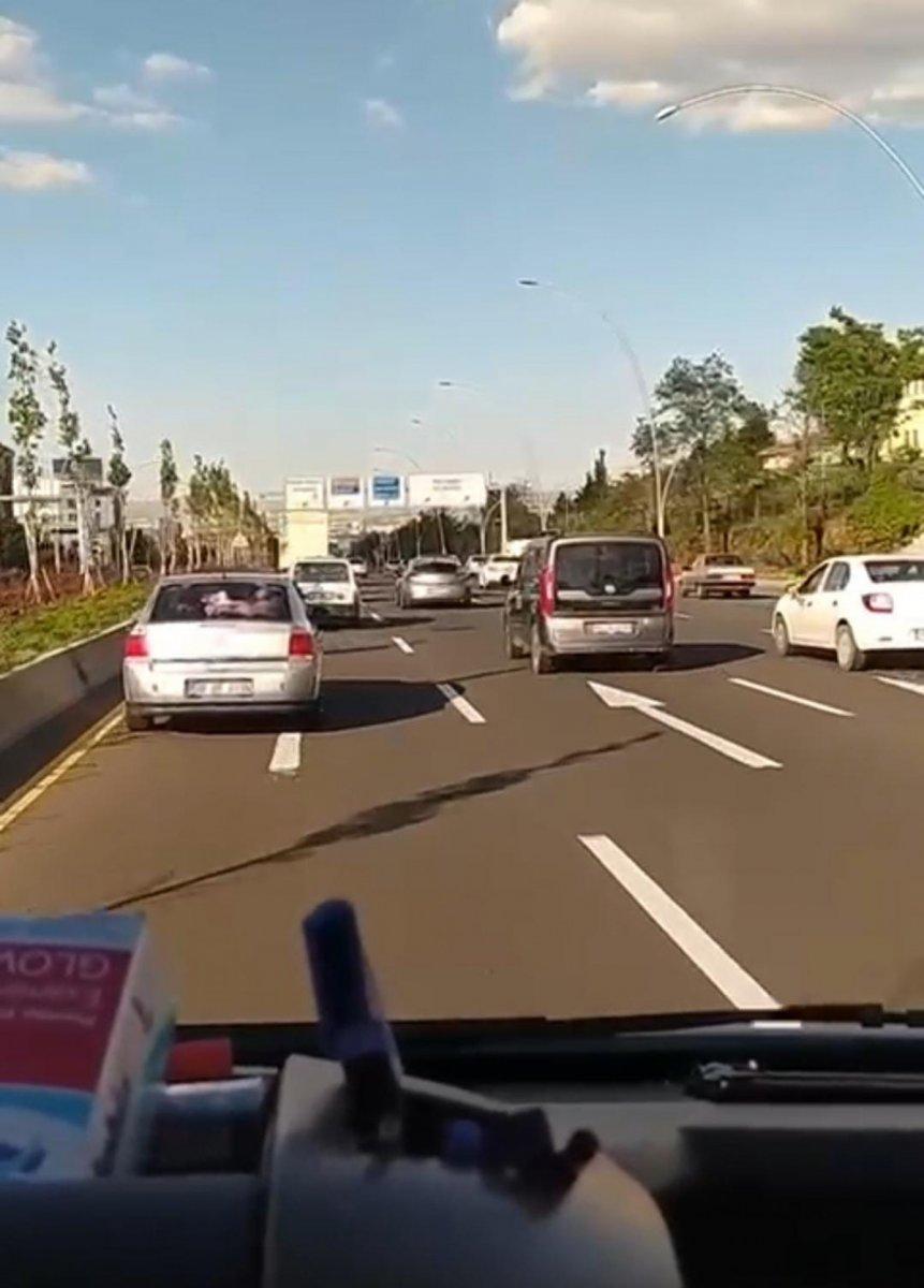 Ankara’da düğün konvoyu, vakaya giden ambulansa geçit vermedi