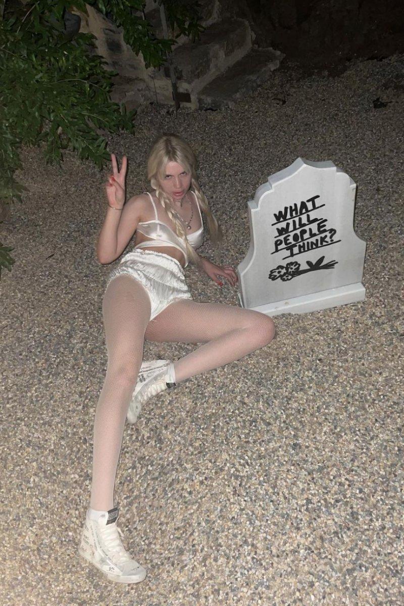 Aleyna Tilki, bezli bebeklere benzetildi