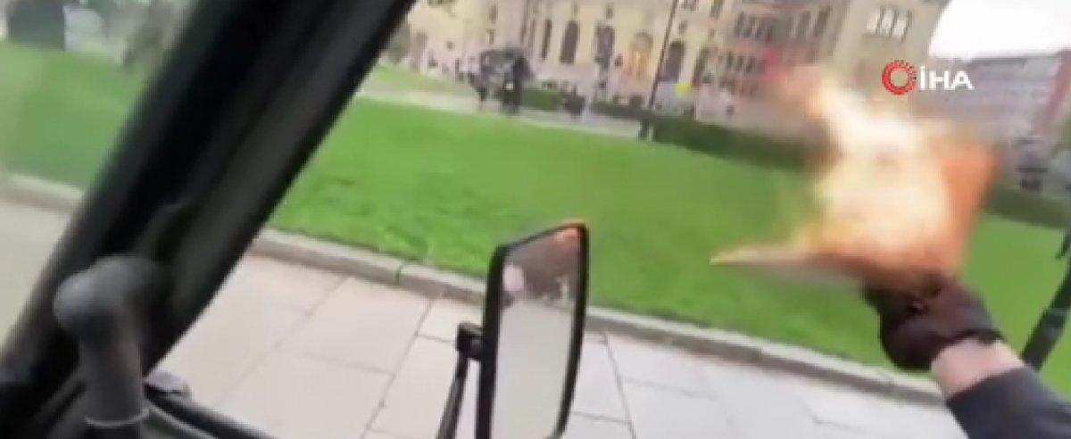 Norveç'te Kur'an-ı Kerim'i yakan İslam karşıtının aracı takla attı