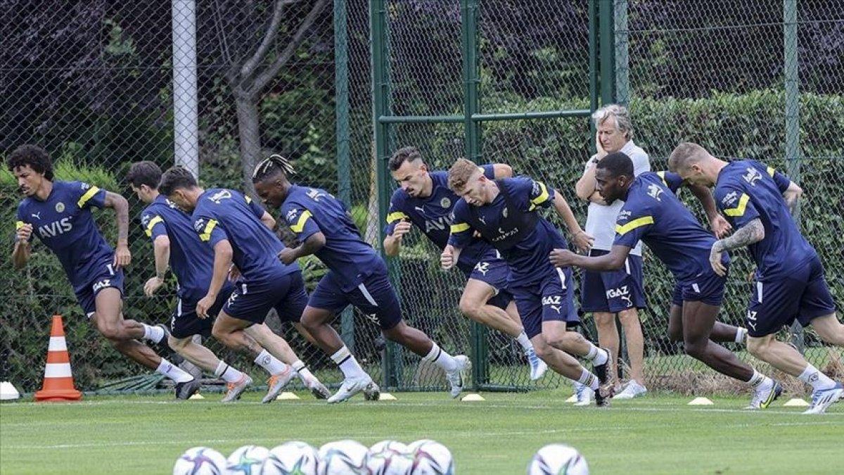 Fenerbahçe - Mol Fehervar maçı ne zaman, saat kaçta ve hangi kanalda?