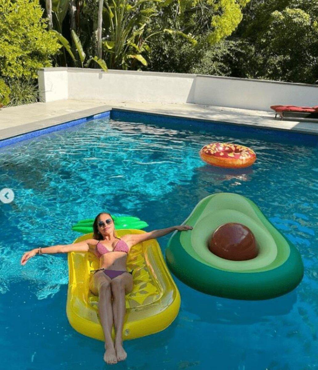 Ebru Şallı, tatilde