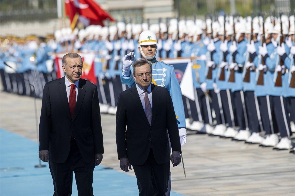Cumhurbaşkanı Erdoğan, İtalya Başbakanı Draghi'yi karşıladı