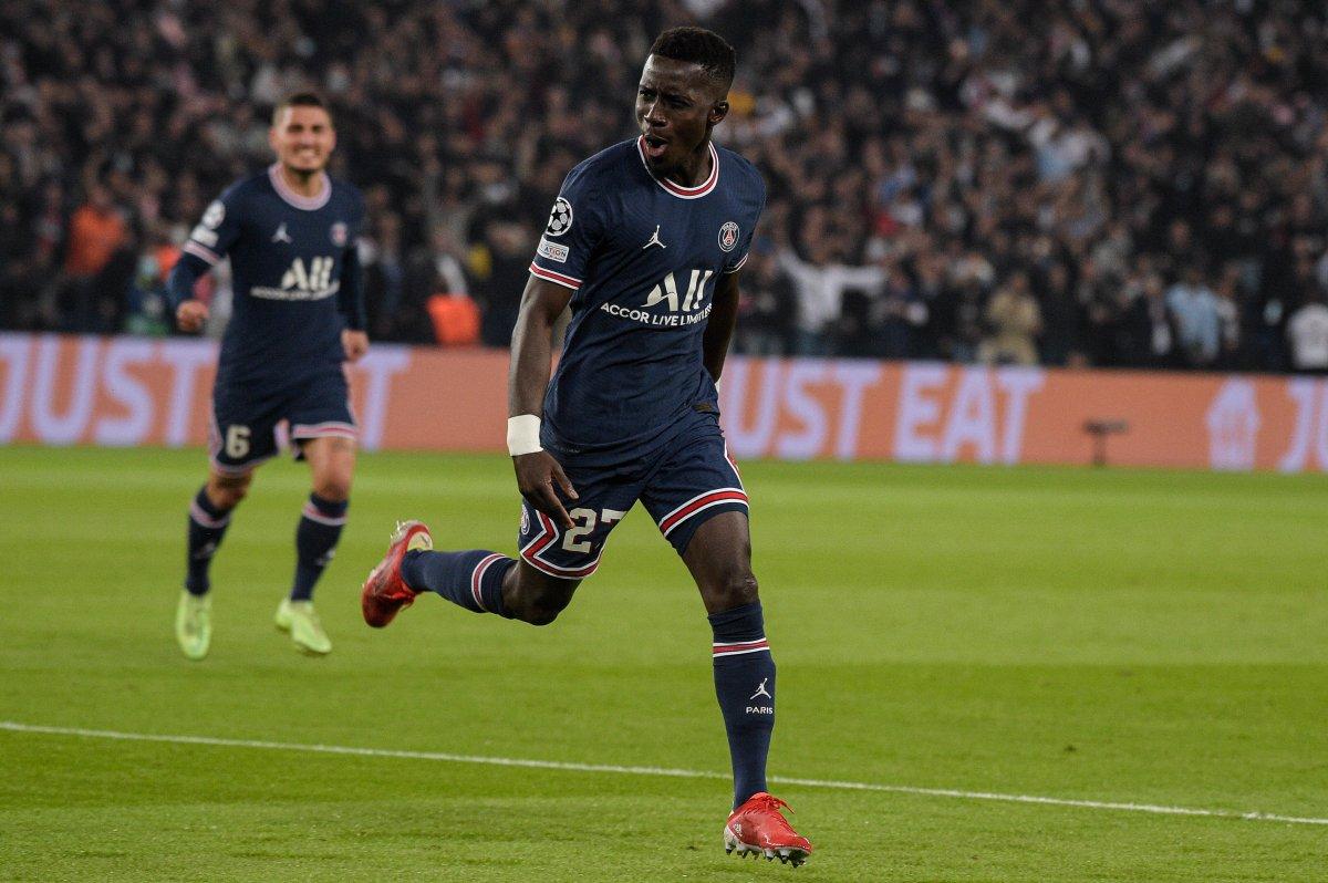 Idrissa Gueye, Süper Lig'de oynamam inadından vazgeçti