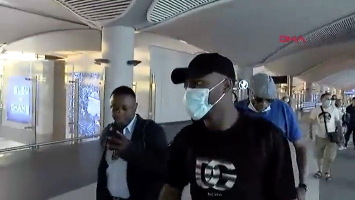 Beşiktaş'ın yeni transferi Jackson Muleka, İstanbul'da