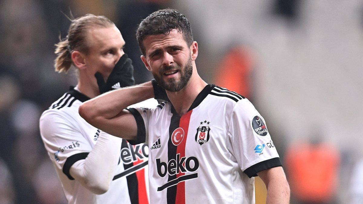 Miralem Pjanic, Lyon'la görüşüyor