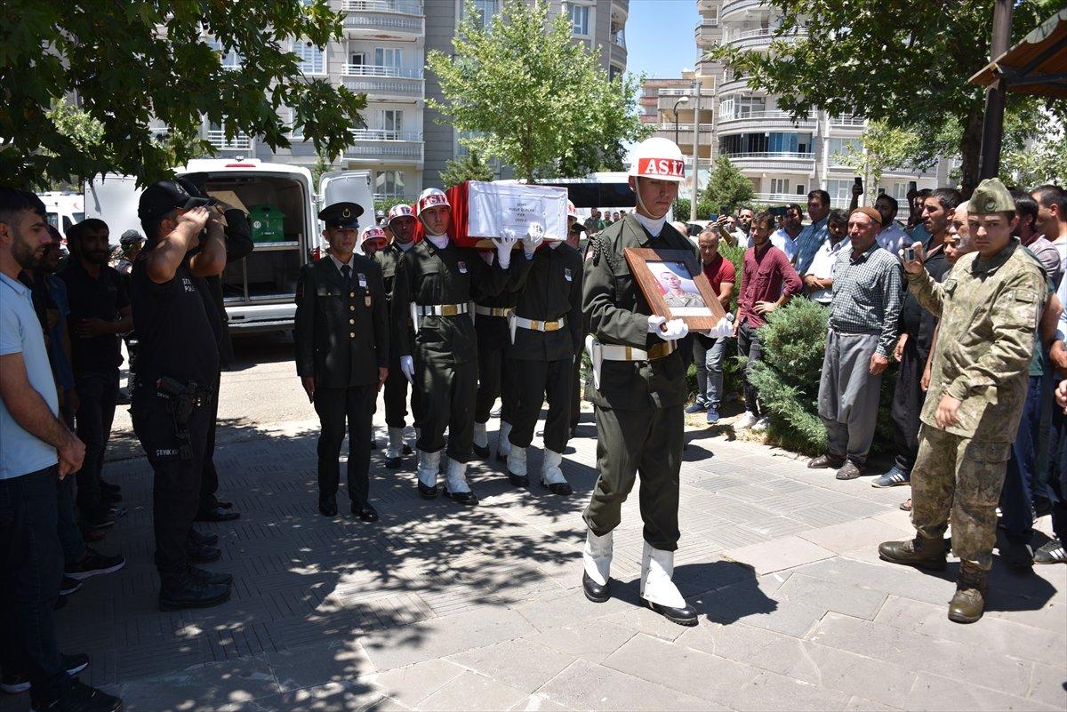 Şehit Piyade Er Yusuf Gürler, Şanlıurfa'da son yolculuğuna uğurlandı