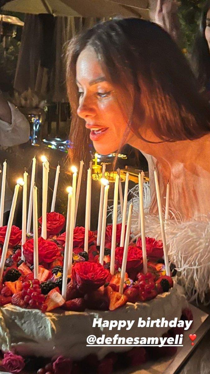 Defne Samyeli 50 yaşına girdi