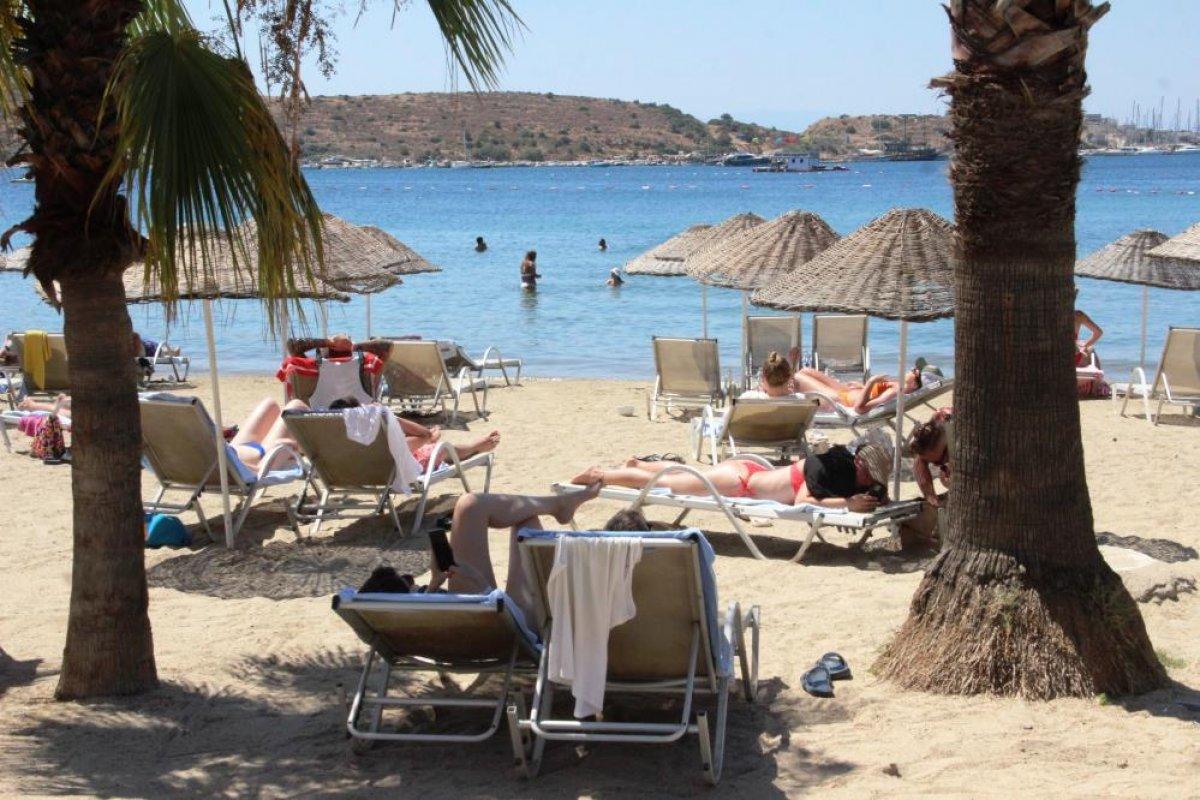 Bodrum'da bayram öncesi trafik durma noktasında