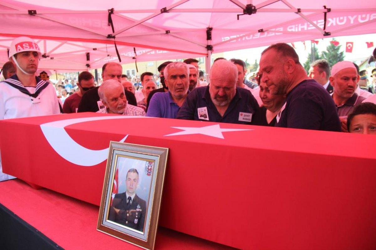 Pençe-Kilit şehidi toprağa verildi