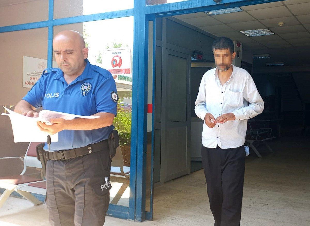 Antalya'daki 'Romalı' heykelini benzin döküp yakan şahıs yakalandı