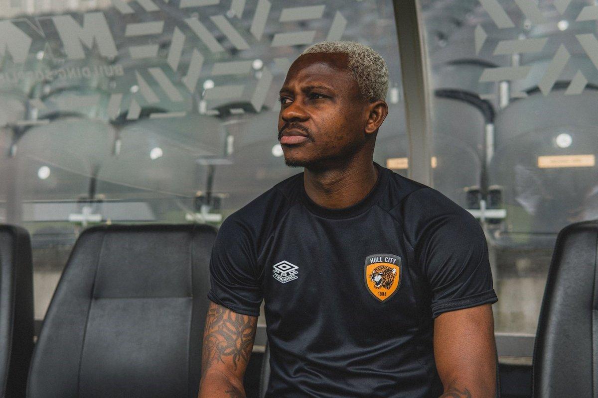 Hull City'nin 4. transferi Seri oldu