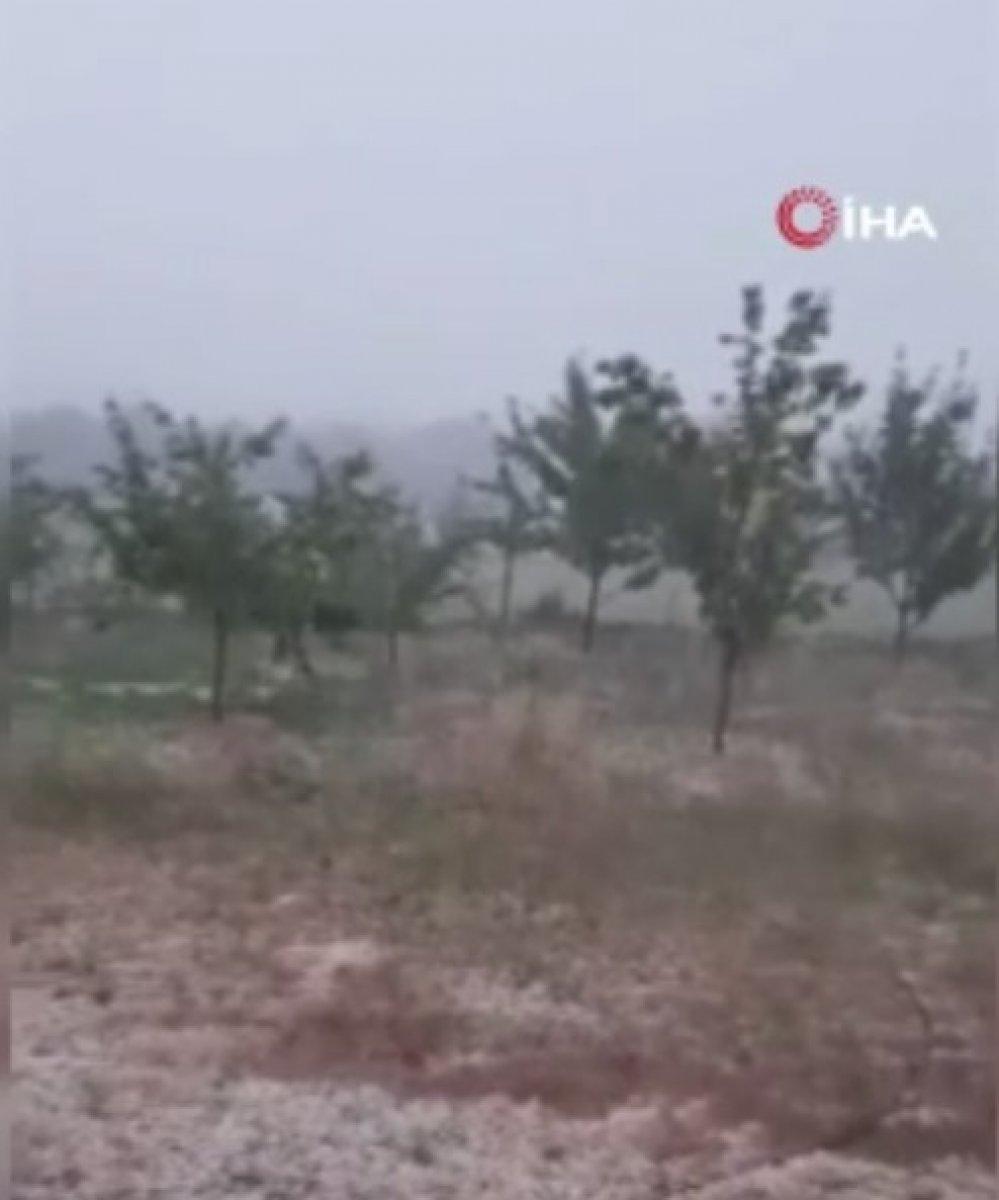 Ankara'da dolu yağışı