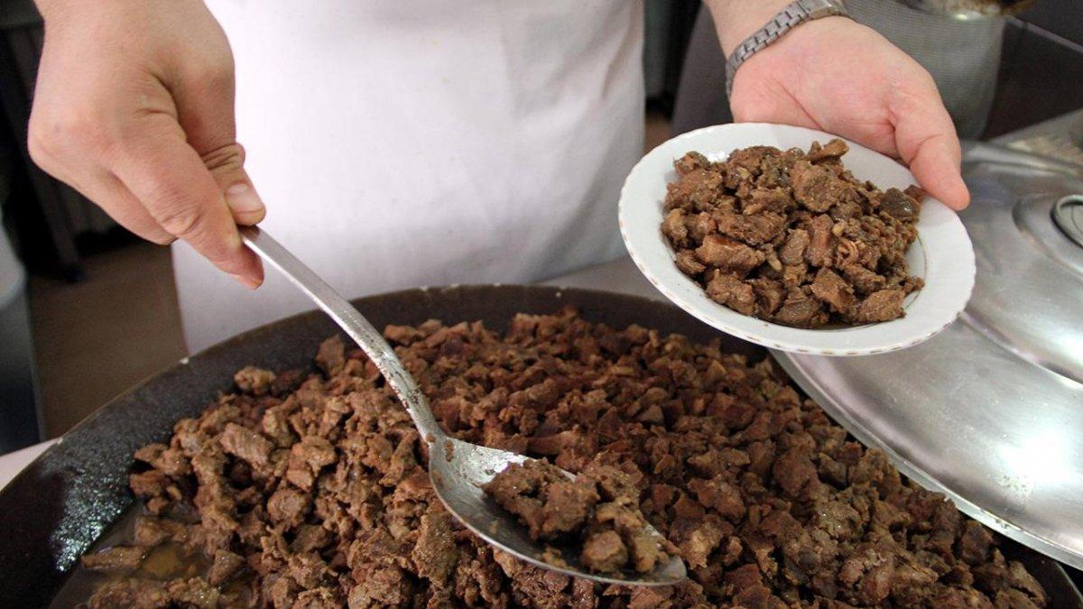 Lokum kıvamında kavurma yapmak için 5 püf noktası!