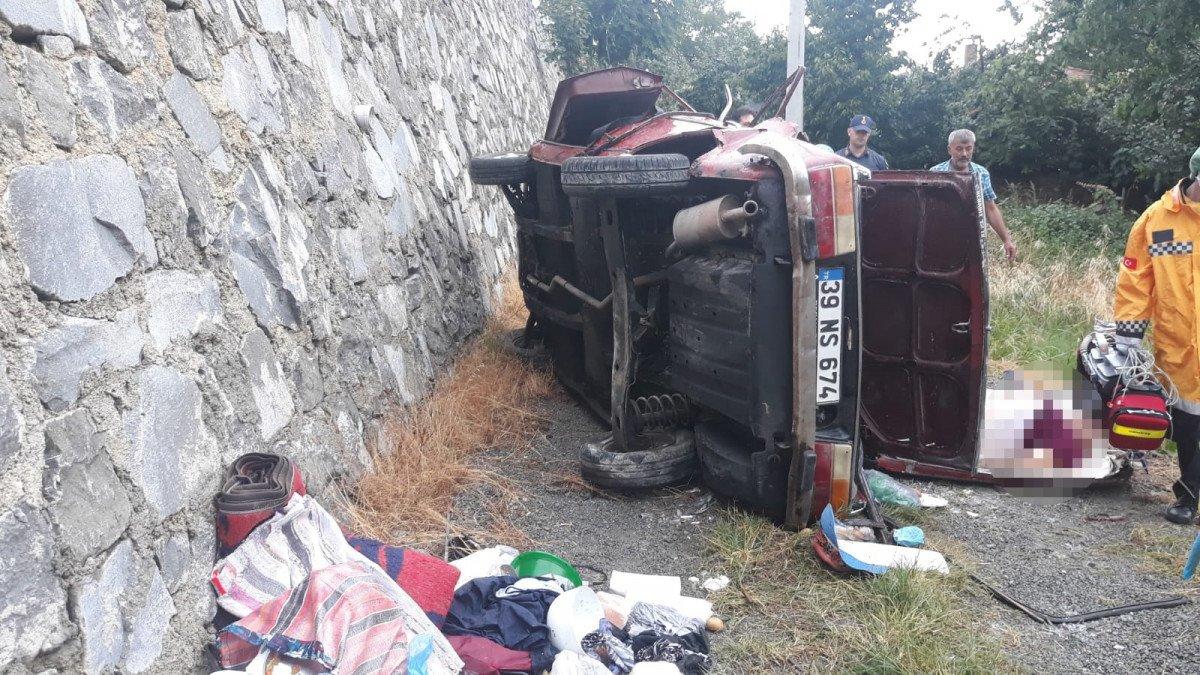 Edirne'de otomobil şarampole yuvarlandı: 2 ölü, 2 yaralı