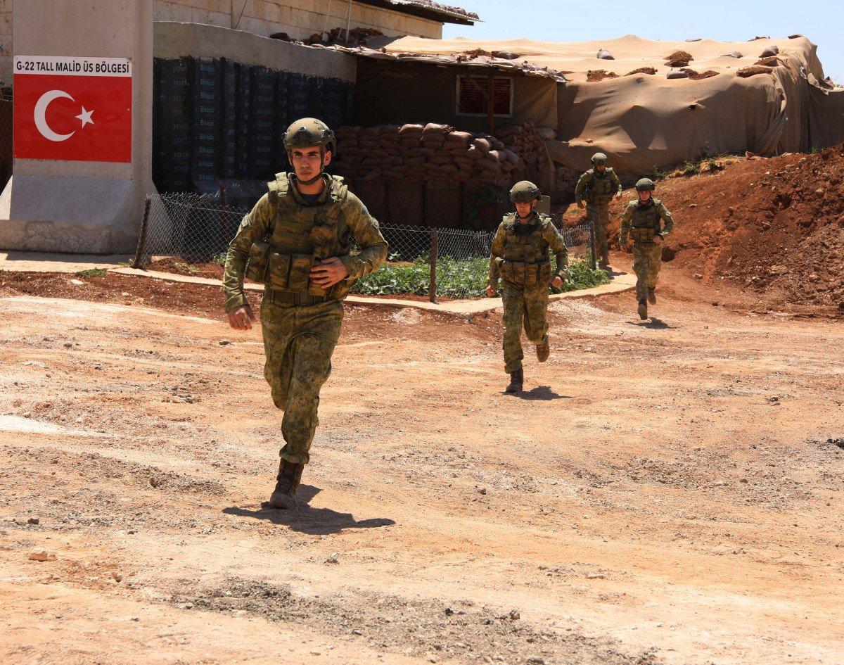 Suriye'de Mehmetçik, Kurban Bayramı'na elleri tetikte girdi