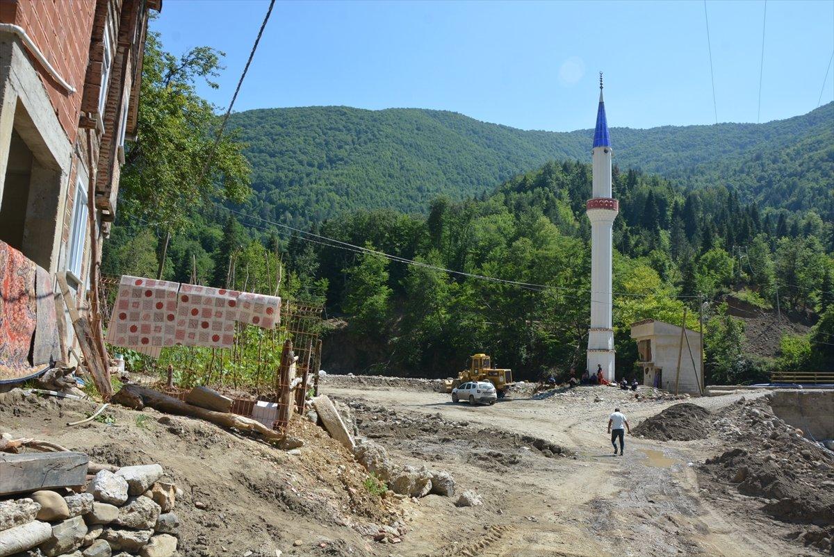 Kastamonu'da sellere direnen minare