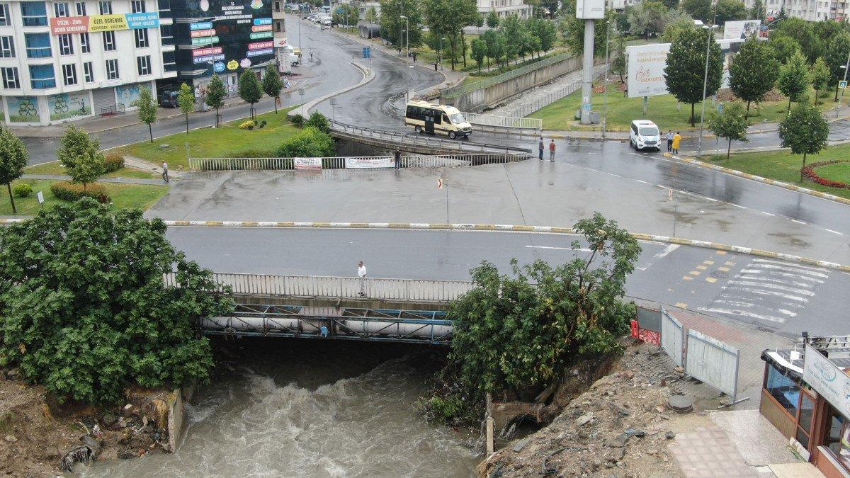 İstanbul’da sağanak ve su baskını: Nakdi yardımlar geliyor