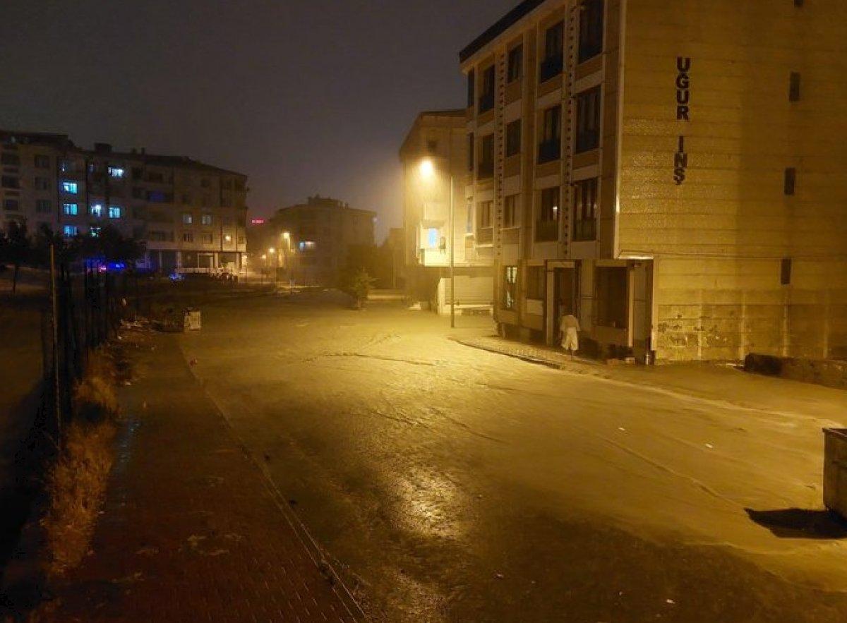 Esenyurt'ta su baskını meydana geldi