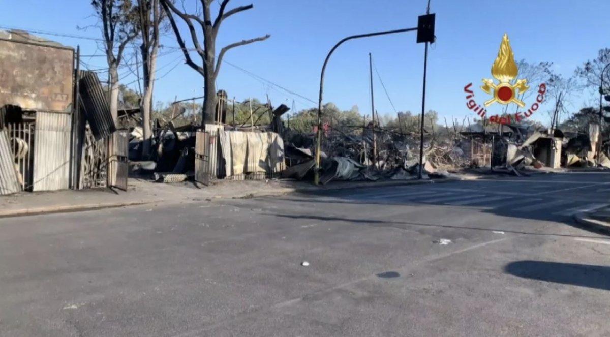 İtalya’nın başkenti Roma’da büyük yangın