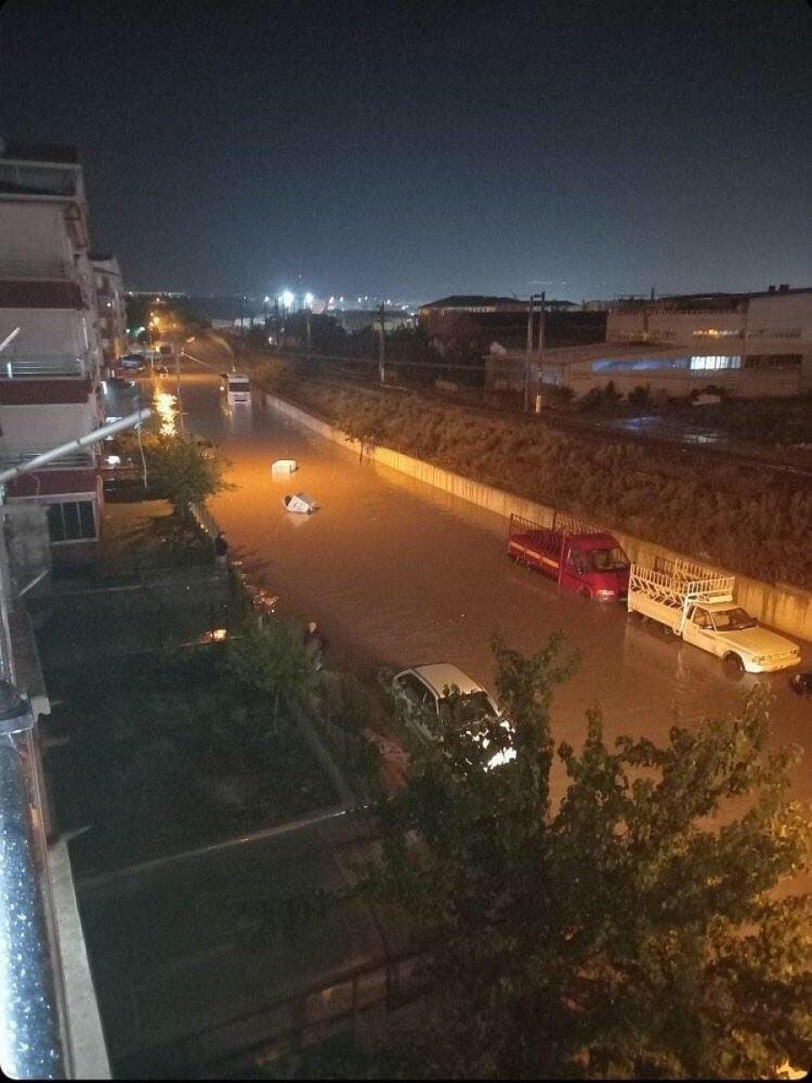 Ankaralı yine yağmura ve sele teslim