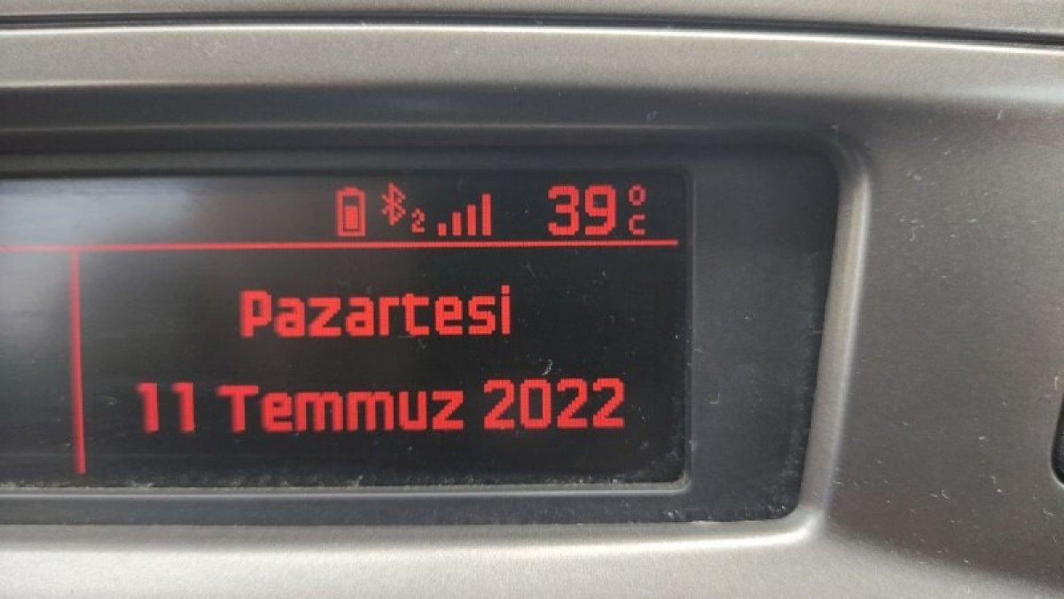 Antalya'da bayramda termometreler 39 dereceyi gösterdi