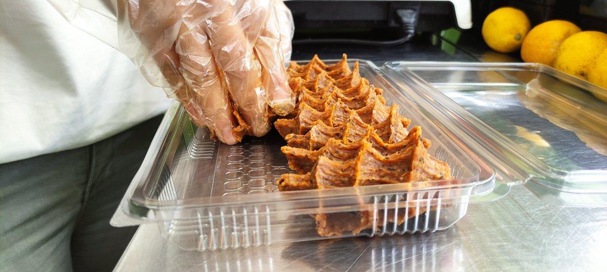 Bursa'da mesleğini yapmadı, genç yaşında patron oldu