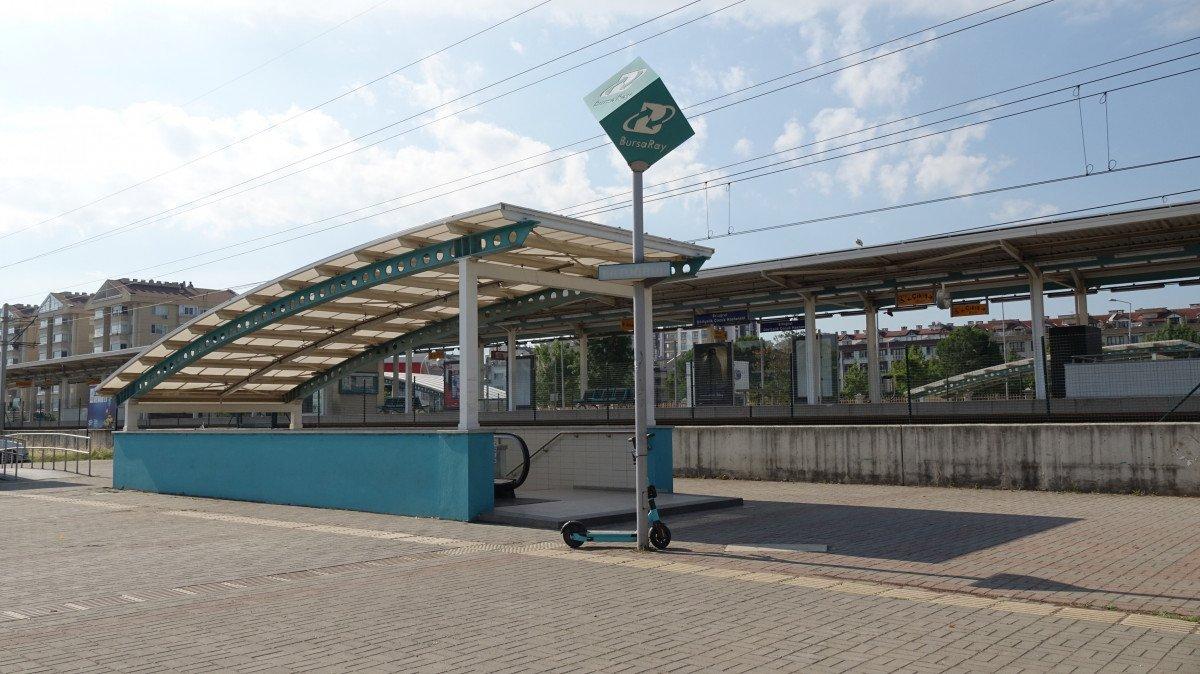 Bursa’daki metroda kadınların fotoğraflarının çekildiği iddiası