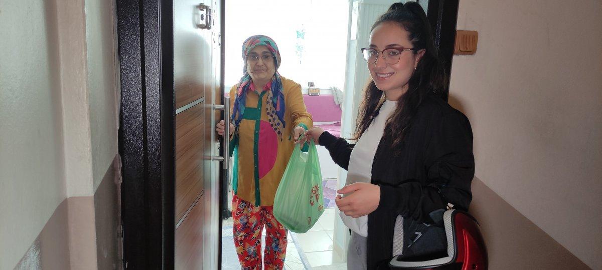 Bursa'da mesleğini yapmadı, genç yaşında patron oldu