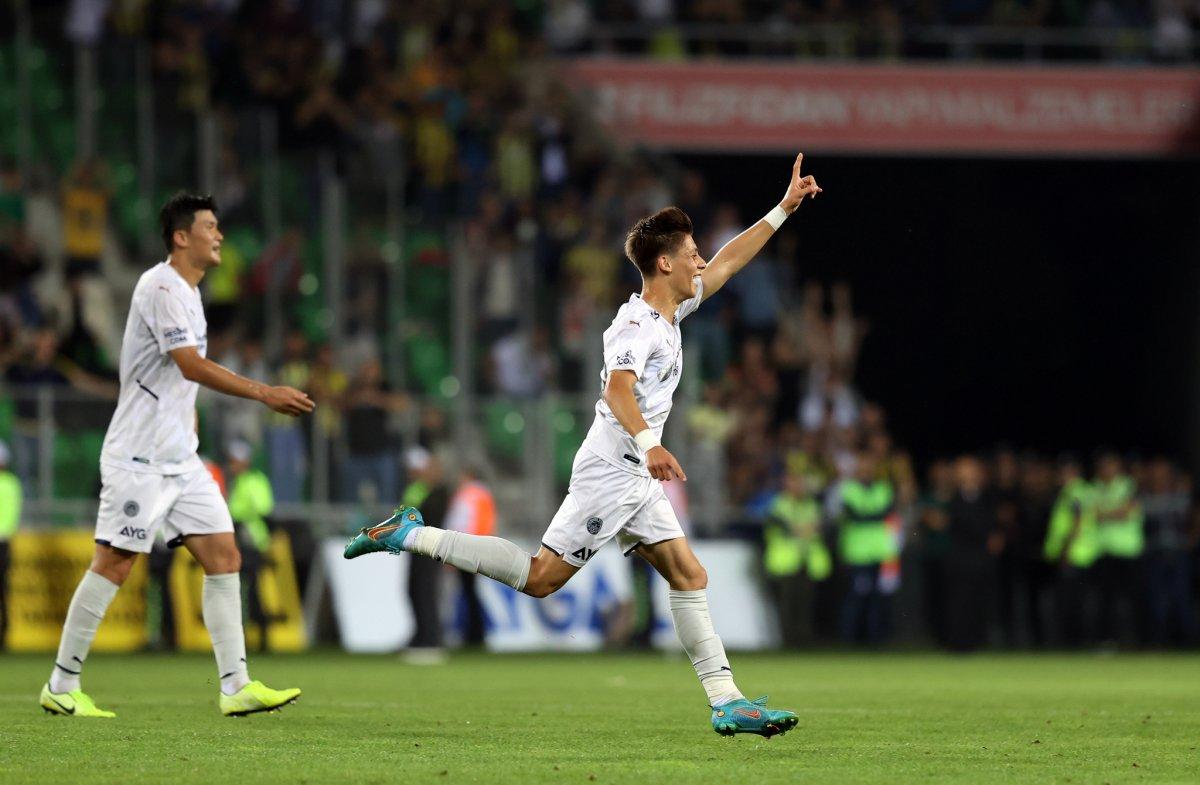 Fenerbahçe'de 10 numarayı Arda Güler giyecek