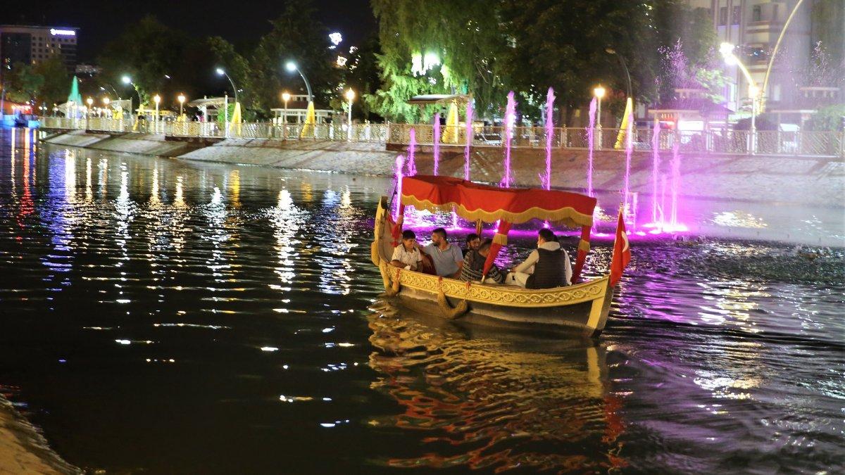 Tokat’ta tatilciler deniz özlemini giderdi