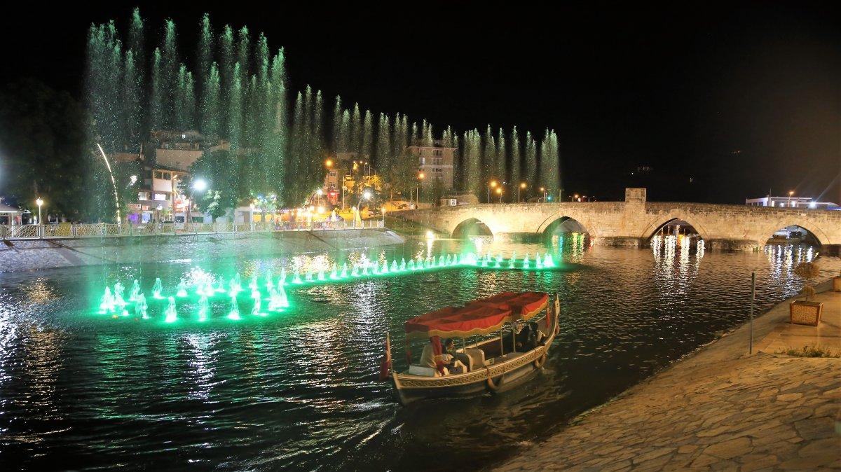 Tokat’ta tatilciler deniz özlemini giderdi