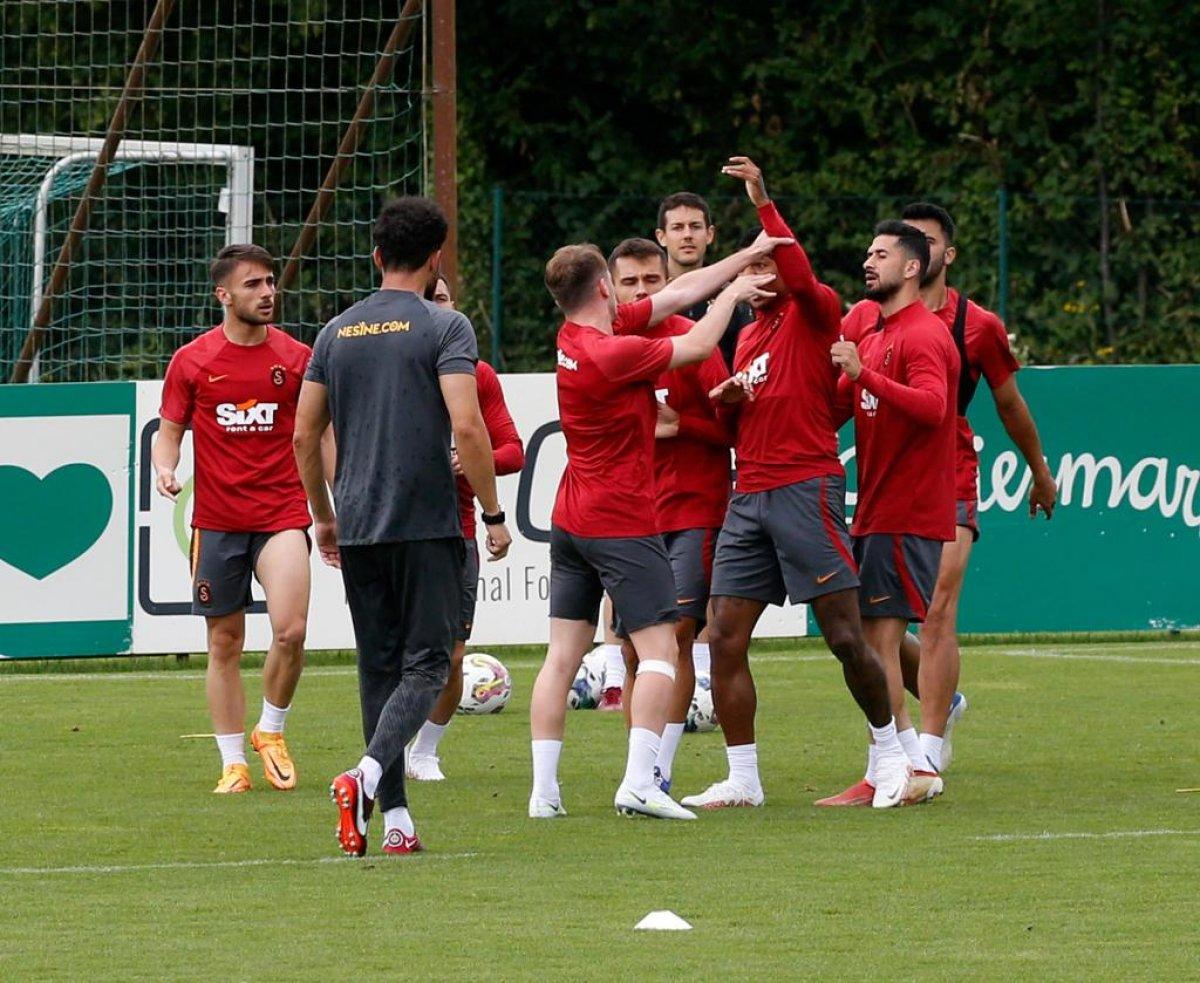 Kerem Aktürkoğlu ve Van Aanholt kavga etti