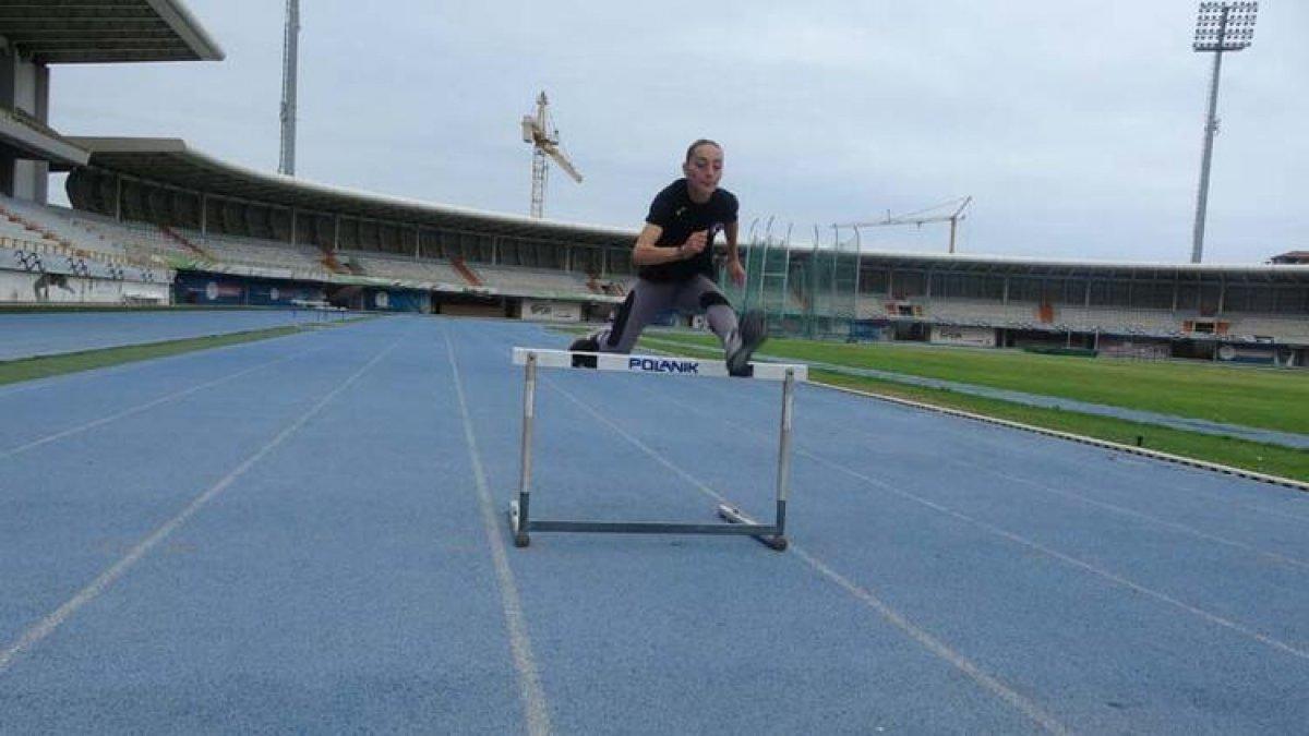 Üzerine halter düştü, 2,5 ay sonra mucizevi sporcu oldu