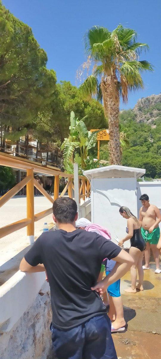 Marmaris'te vatandaşların hortum eziyeti