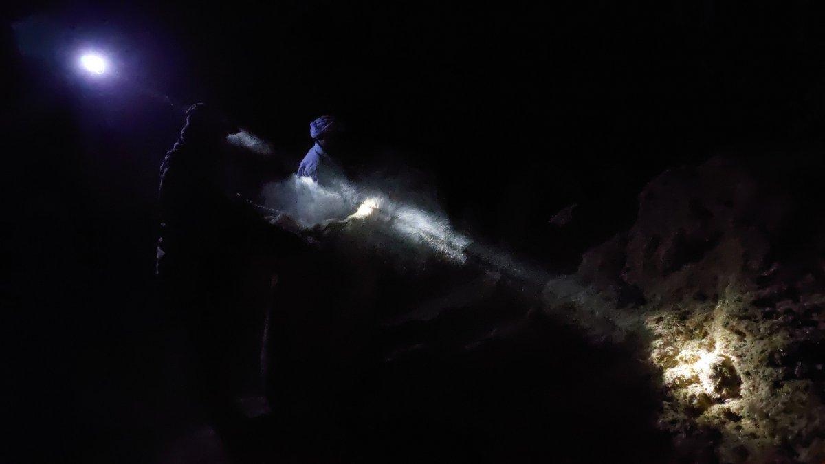 Diyarbakır'da ay ışığında çalışan işçilerinin günlüğü 500 TL