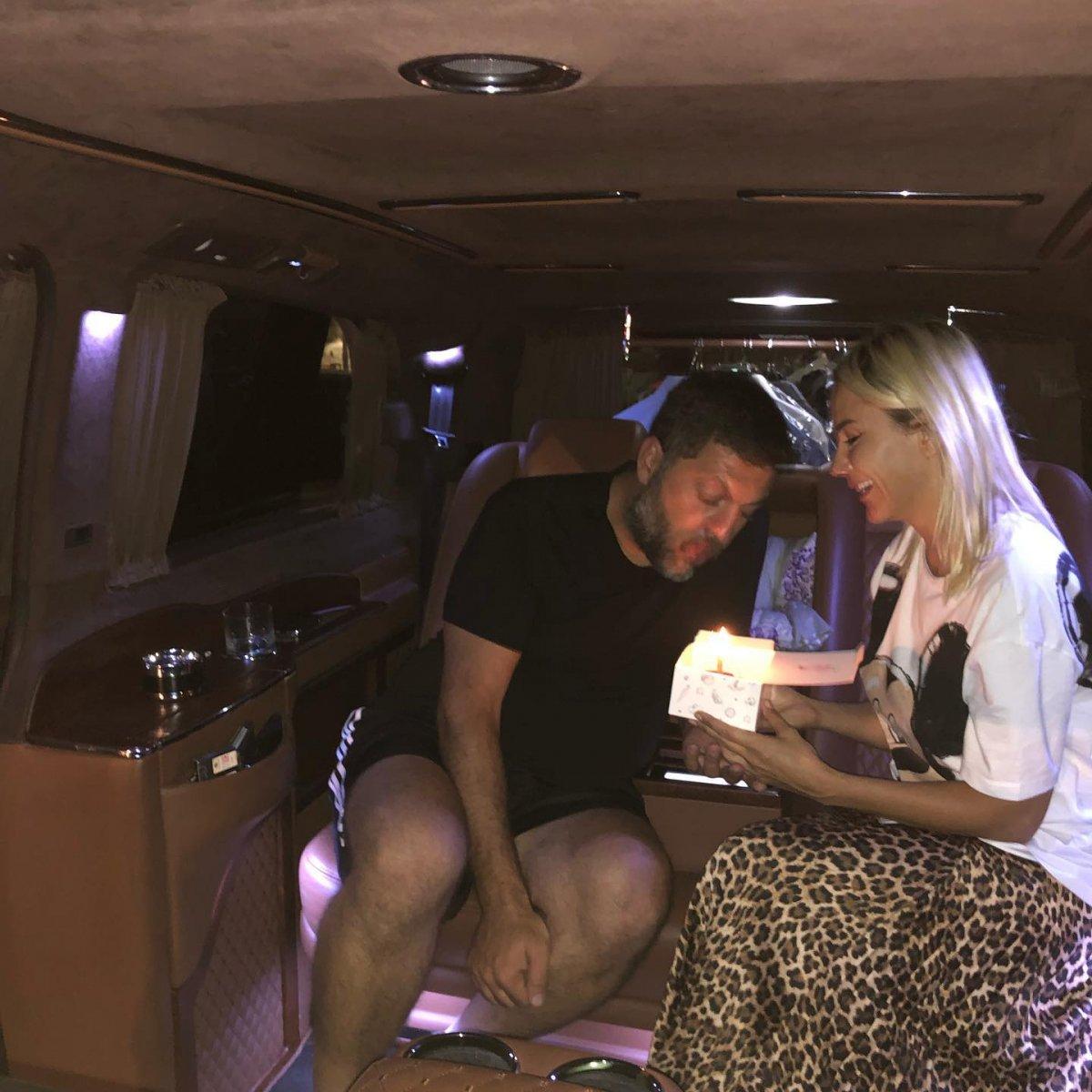 Ece Erken, ölen eşinin doğum gününü kutladı