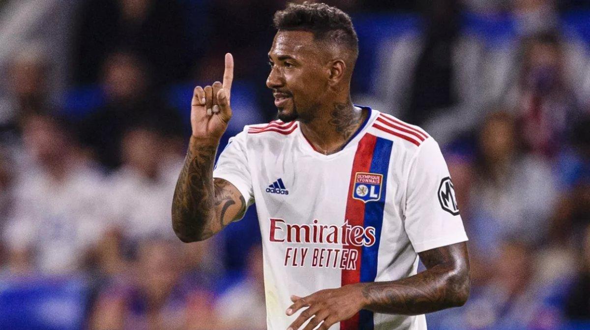 Okan Buruk: Boateng aranan isim değil