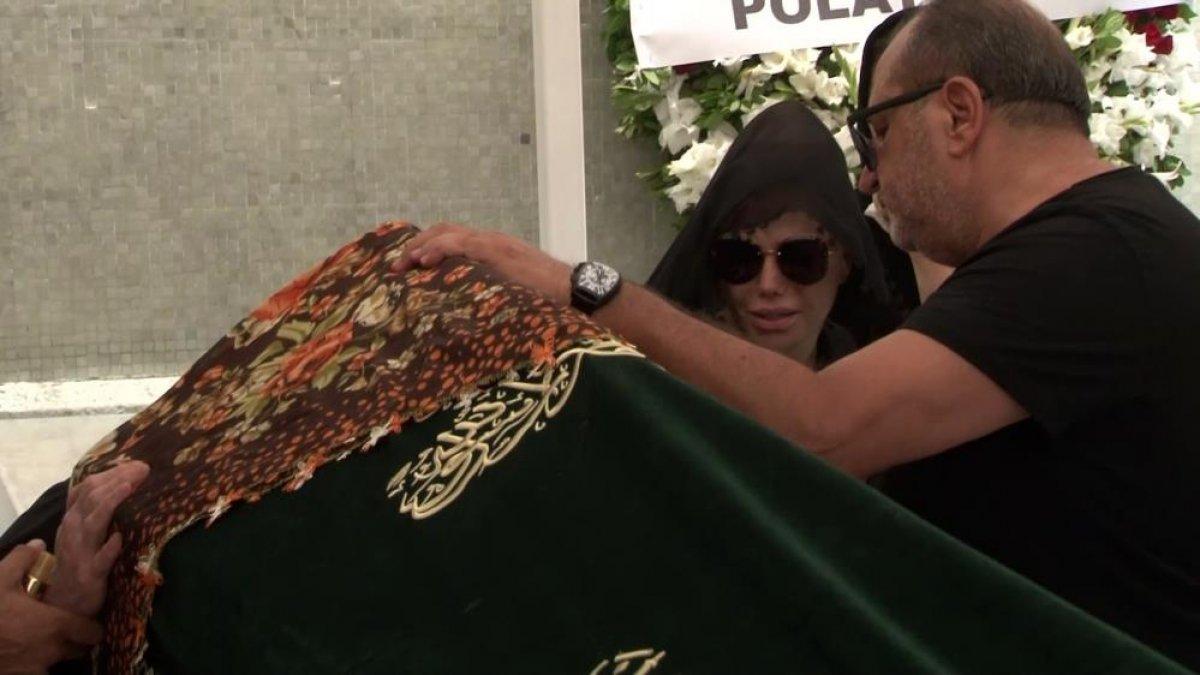 Ünlü türkücü Ceylan’ın ablası Nalan Avcı toprağa verildi