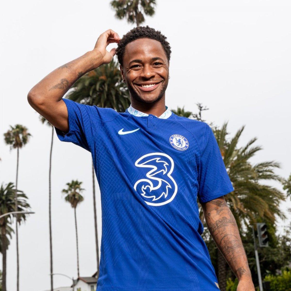 Chelsea, Raheem Sterling'i transfer etti