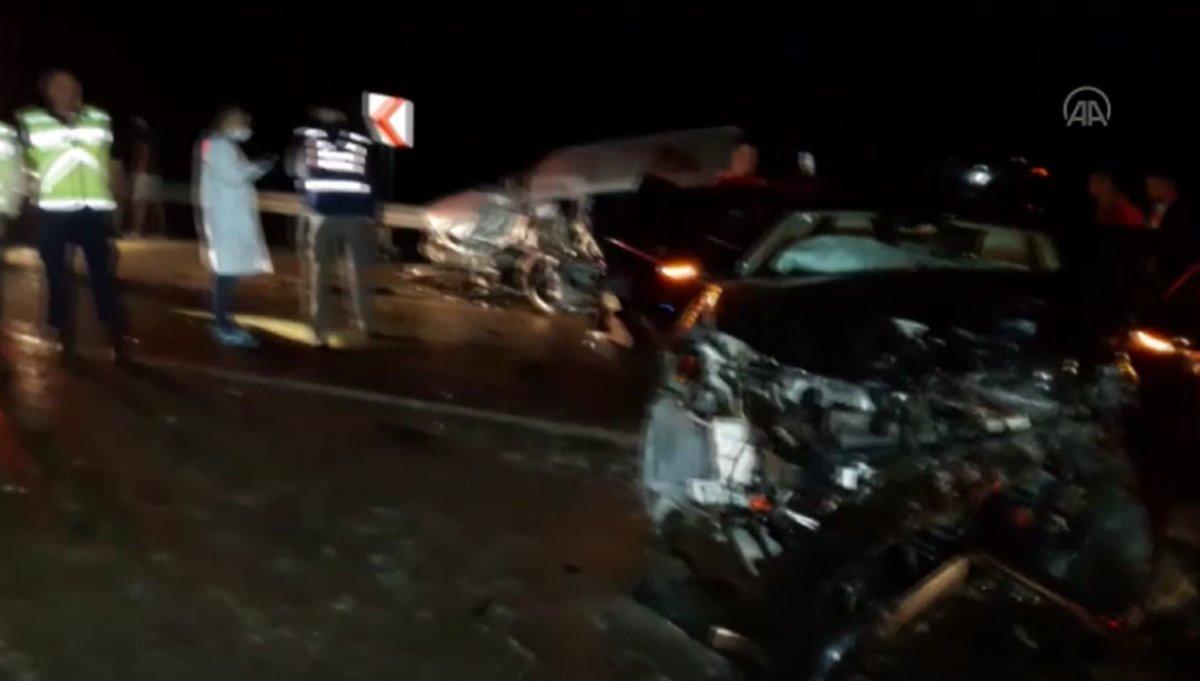 Sinop'ta düğün dönüşü kaza: 4 ölü 1 yaralı