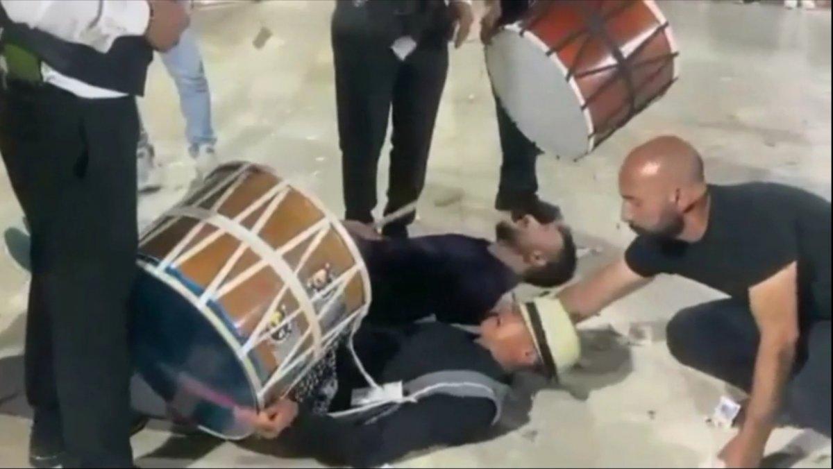 Elazığ'da düğündeki davulcu davetlileri coşturdu